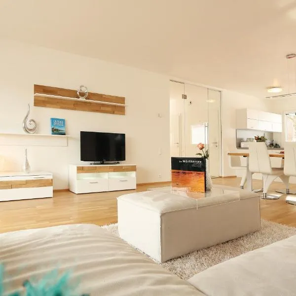 Seevillen Excelsior, hotel v destinaci Velden am Wörthersee