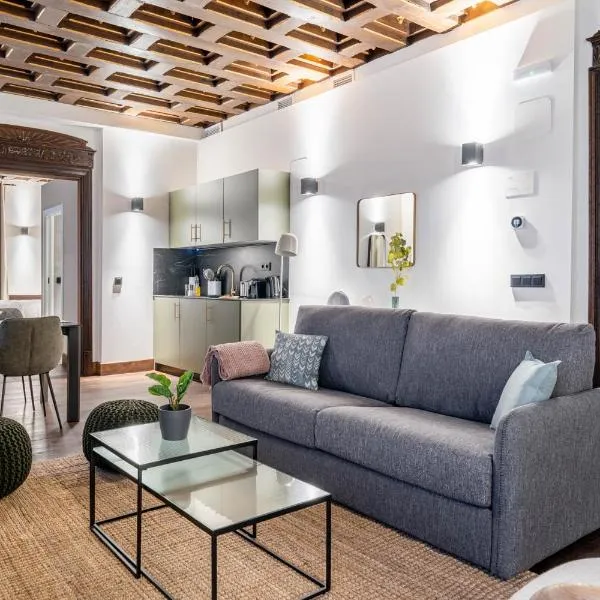 Limehome Vitoria Palacio de los Álava-Velasco, hotel in Vitoria-Gasteiz