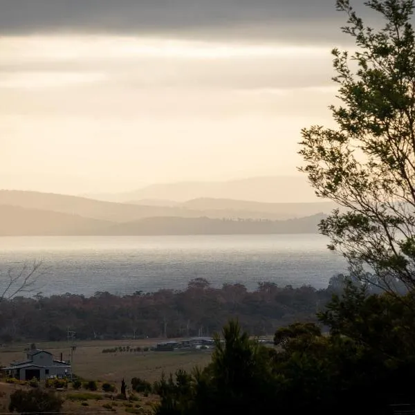 Wherewithal Luxury Suites, hotel v destinaci Carlton