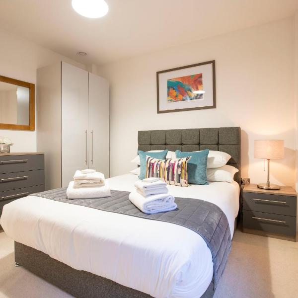 Urban Living's - King Edward Luxury Suites, Windsor