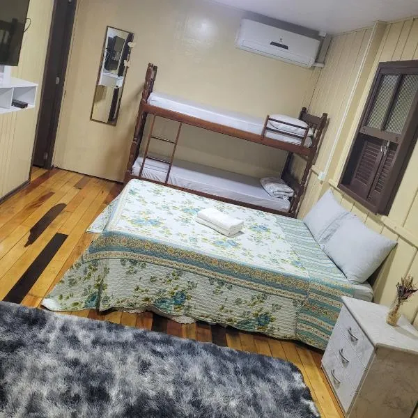 Pousada Justi Oliveira, hotel in Lauro Müller