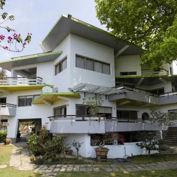 耕雲齋, hotel in Caotun