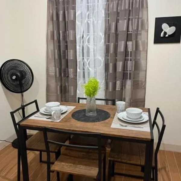 Estilo 2-Bedroom Apartment B, hotel en Clarin