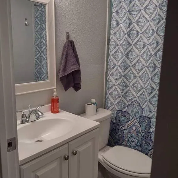 Serene 4 BR Home Near Weatherford-19 Minute Drive، فندق في Mineral Wells