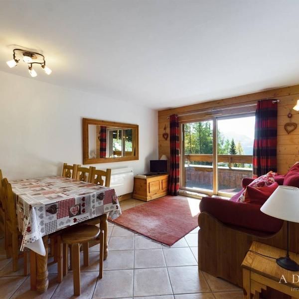Confortable 3 Pièces Calme avec Vue Montagne, Terrasse, Parking et Casier à Skis - FR-1-398-542