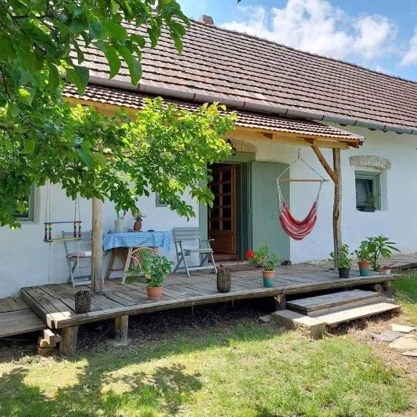 Aracsa Farm és Vendégház Kis Balaton és termál fürdők, hotel in Egeraracsa
