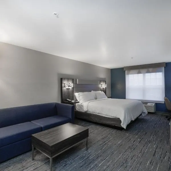 Holiday Inn Express & Suites Zion by IHG - Great Lakes-Free Breakfast and Naval Base Shuttle, hotel di Zion