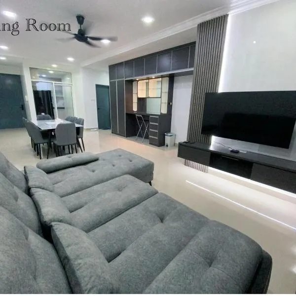 Sandakan Ijm pool view condo, hotel in Sandakan