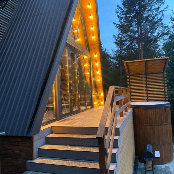 The Sunset Cabin будиночок з Чаном Чан не входить у вартість, Zhuraky