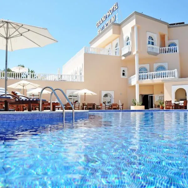 Grand Hotel Palladium Santa Eulalia del Río, hotel in Santa Eularia des Riu