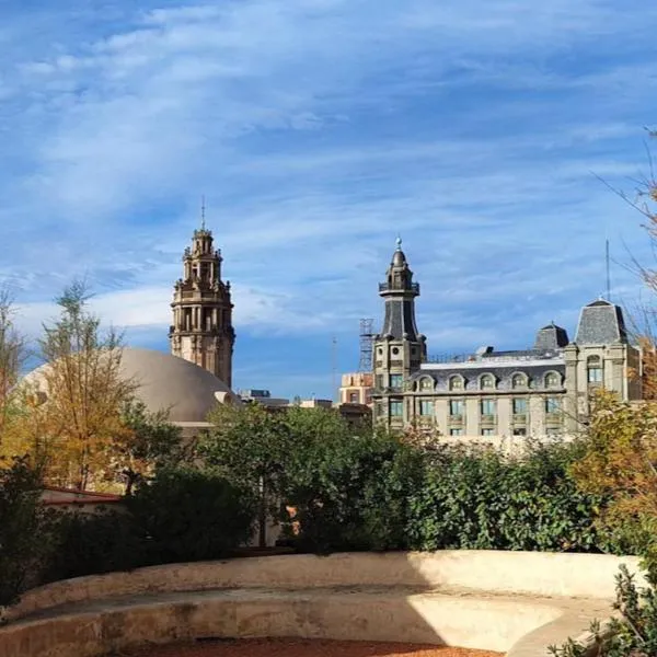 Hostal Porxos Garden, hotel a Barcelona