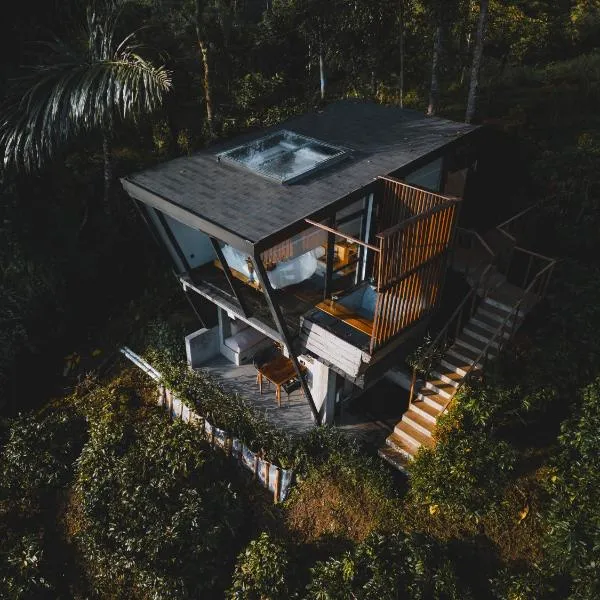 Aurora Cabins by Panoramika、ジャティルウィのホテル