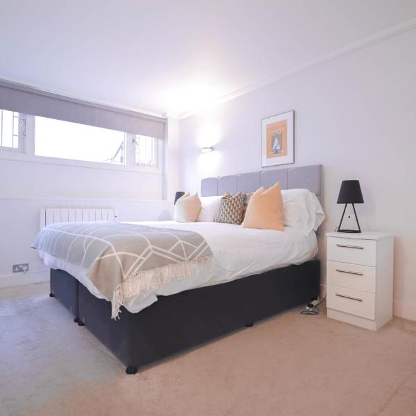 Camden Serviced Apartments by Globe Apartments