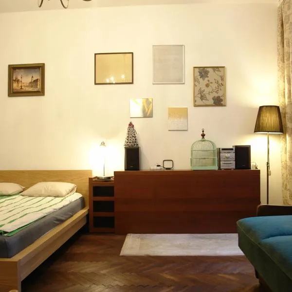 Home in the Old Town, ξενοδοχείο στη Βαρσοβία