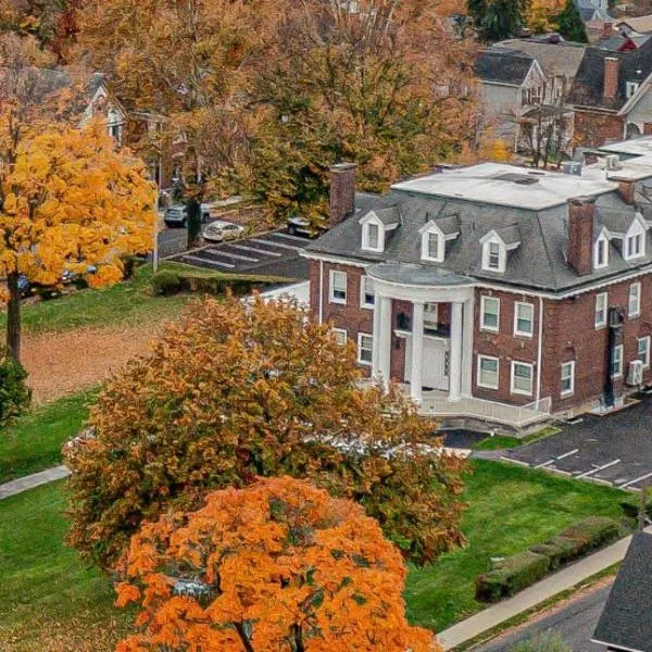 The Grandeur Estate, hotel in Greensburg