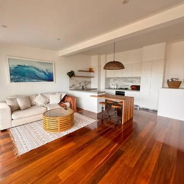 Shed. Holiday Apartment，位于尼尔森湾的酒店
