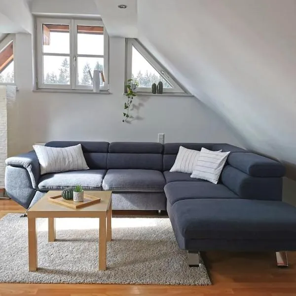 Ruhige 3-Zimmer-Wohnung am Stadtrand mit Bergblick, Hotel in Salzburg