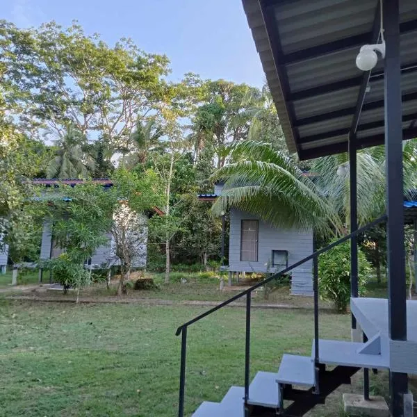 family resort, khách sạn ở Đảo Ko Phayam