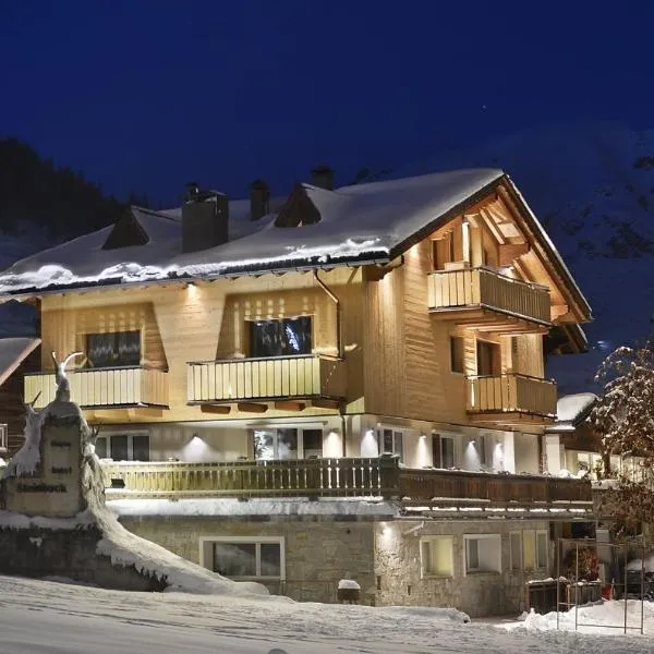 Steinbock B&B - Apartaments, hotell i Livigno
