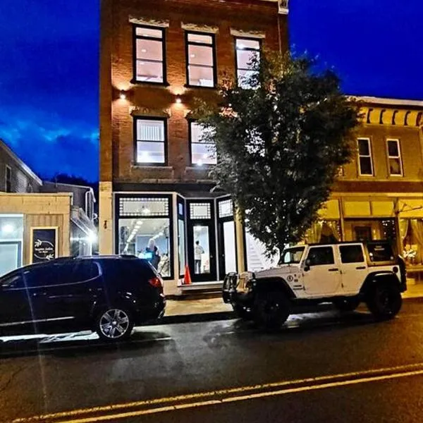 Triple Brick on Main, hotel in Wyalusing