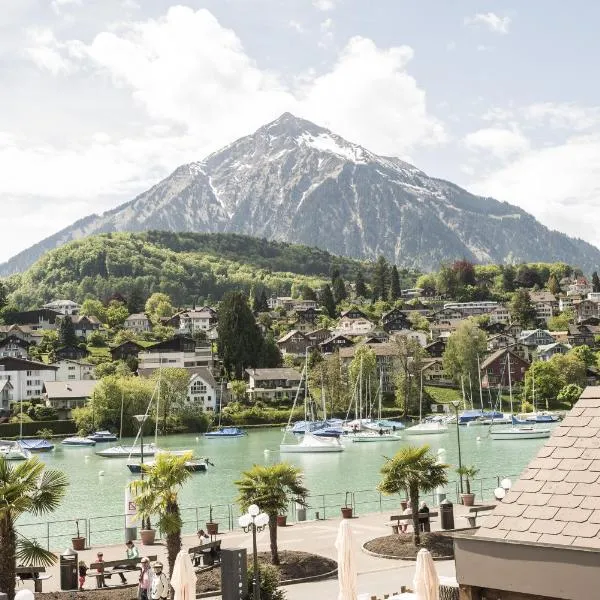 Boutique Hotel Riviera, hotel in Spiez