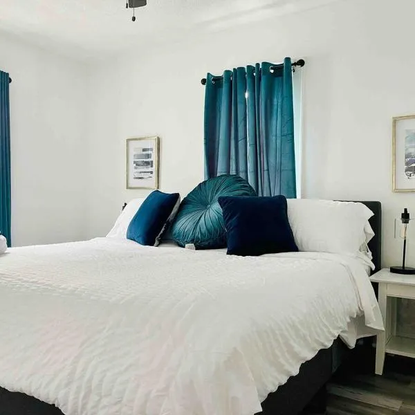 Centrally Located EVV Apartments, hotel en Evansville