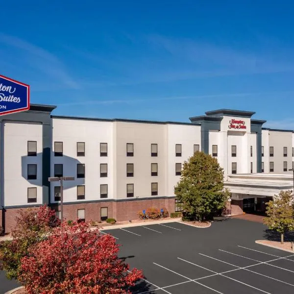 Hampton Inn & Suites Muncie, hotel v destinaci Muncie
