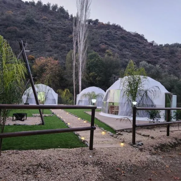 River Glamping Kalopanayiotis, хотел в Калопанайотис