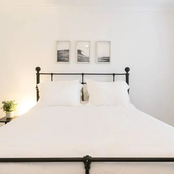 Las Olas Blvd Exclusive Apt with waterview，位于劳德代尔堡的酒店