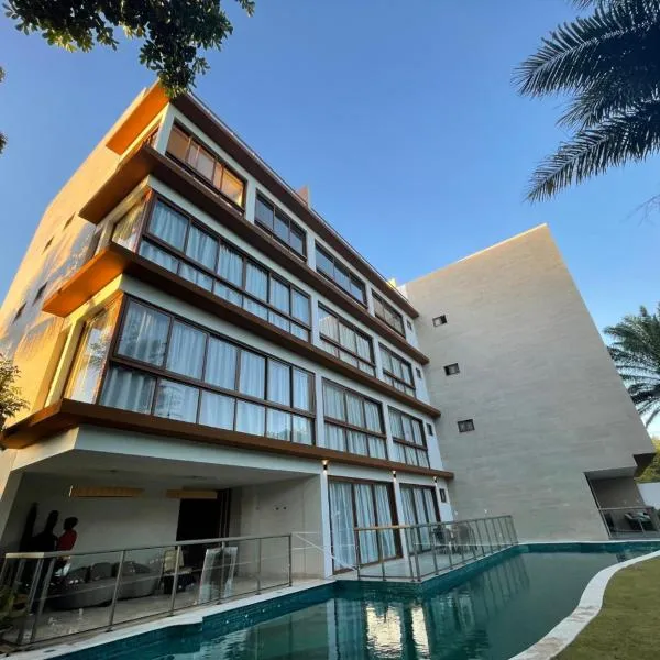 Guarajuba Suítes Premium Boutique Hotel, hotell sihtkohas Guarajuba
