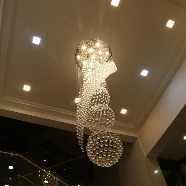Hotel Metropolis、フブリのホテル