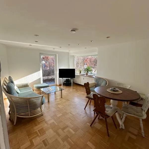 Ammersee Bungalow Verstecktes Juwel in Seenähe, Hotel in Utting am Ammersee