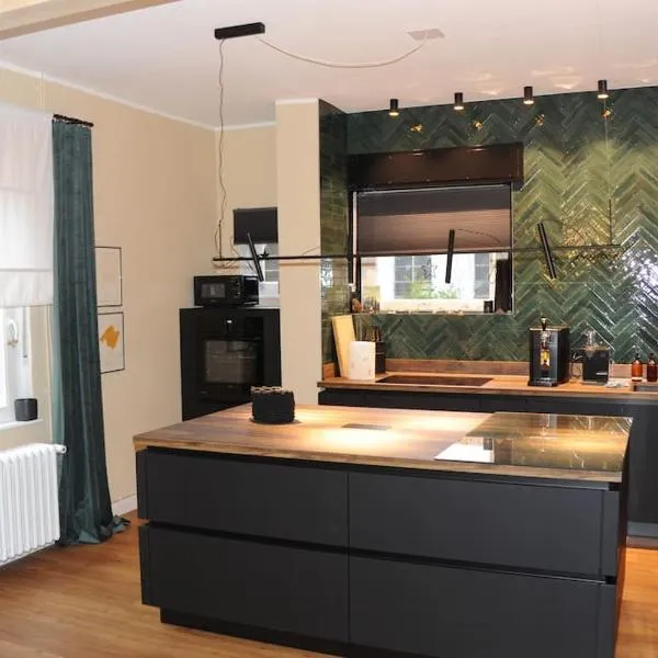 Luxuriöse Wohnung in Schwerte, khách sạn ở Schwerte