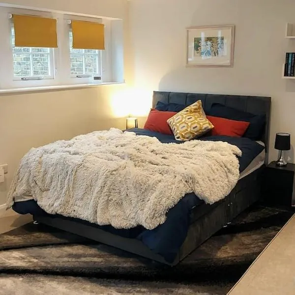 Turing Lodge, near Hampton Court, hotel v destinaci Hampton