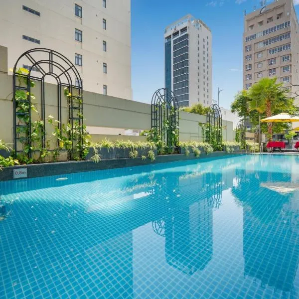 Hadana Boutique Hotel Danang: Da Nang şehrinde bir otel