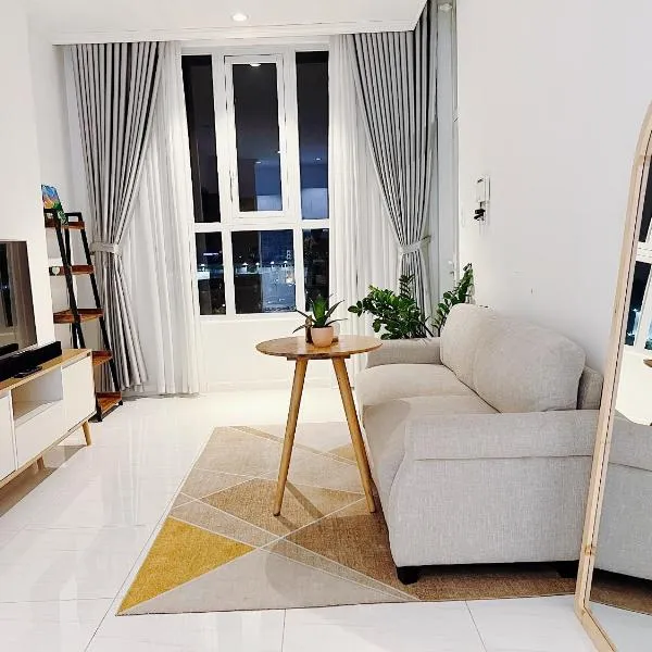 Lá Homestay Apartment, hôtel à Long Xuyên