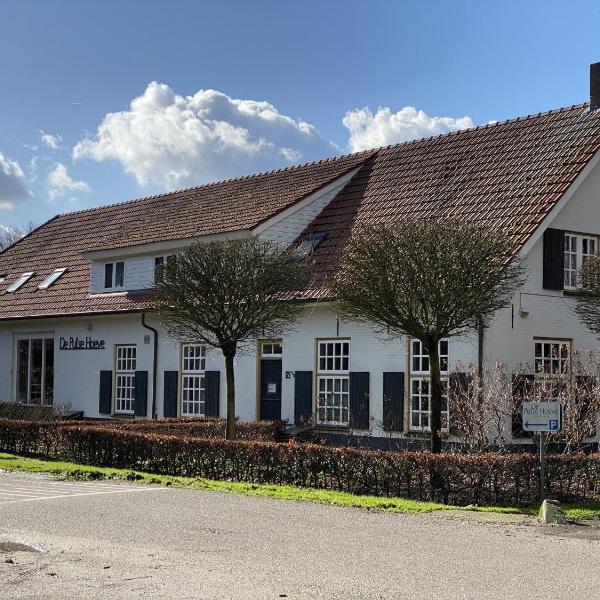 Welcoming Mansion near Forest in Bergeijk