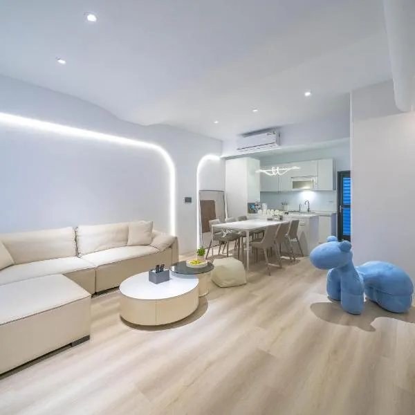 放慢3館 近山左民宿 6-12人, 只接一組客人, 按人數開放房間, hotel in Hualien City