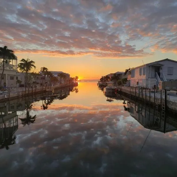 Pelican's Roost, Waterfront comfort at Venture Out, hôtel à Cudjoe Key