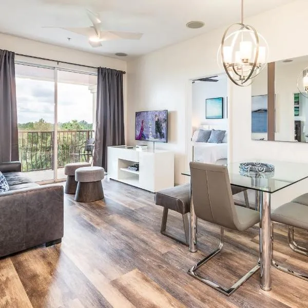 Pool*Top Floor*Forest Views*Balcony*VistaCay，奧蘭多的飯店