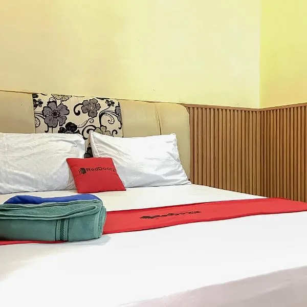 RedDoorz near Wisma Cahaya Abadi Sepinggan Airport Balikpapan, hotel v destinaci Balikpapan