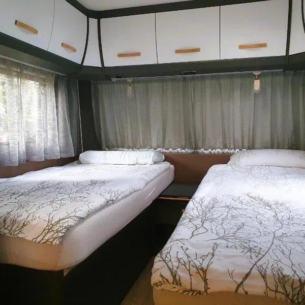 Wohnwagen am Rittergut Dornreichenbach, ξενοδοχείο σε Dornreichenbach