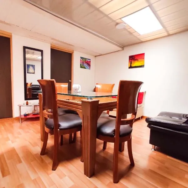 Acogedor Apartamento a 10 minutos del Aeropuerto, hotel i Bogotá