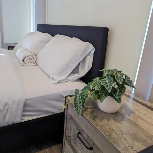 Gladstone Entire House 4 Beds 2 Baths Air-conditioned in City, hotel di Beecher