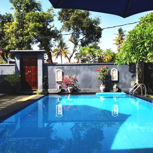 Villa Silence, hotelli kohteessa Lovina