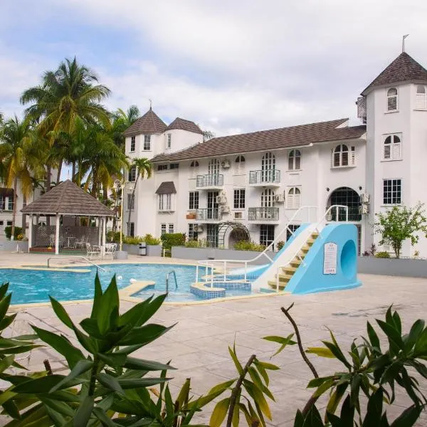 Czar's Oasis Apt B27 @ Ocho Rios, ξενοδοχείο σε Ocho Rios