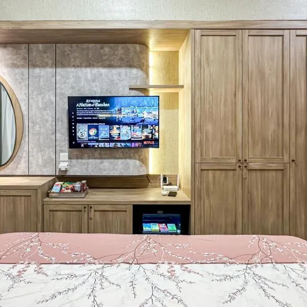 Casa de Parco near ICE BSD AEON Mall - Wabi Sabi, hotel em Samporo