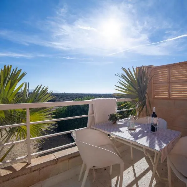 Casa Minuni, hotel in Almería