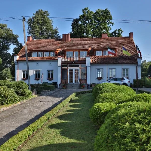 Ašmonienės svečių namai "Senoji mokyklėlė", hotel v destinaci Smalininkai