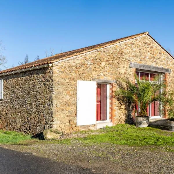 La grange - gîte calme en campagne, hotel in Saint-Julien-des-Landes